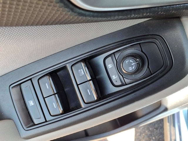 2023 Subaru Forester Base