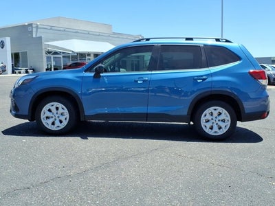 2023 Subaru Forester Base