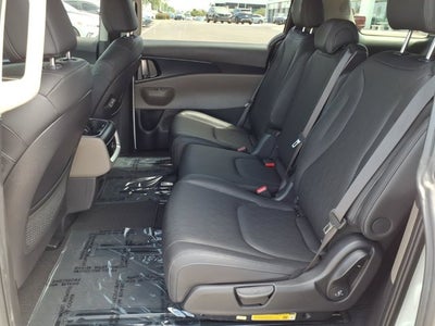 2025 Kia Carnival LXS