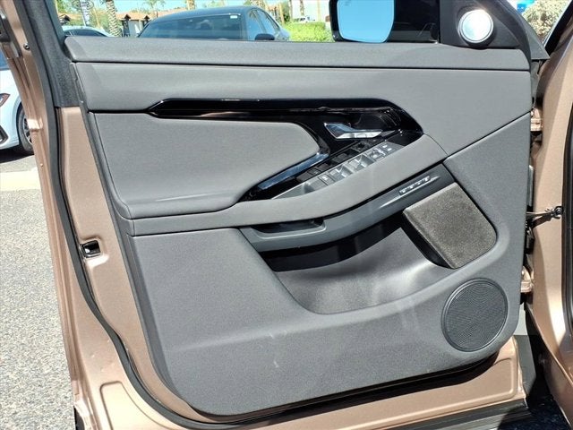 2024 Land Rover Range Rover Evoque Dynamic SE