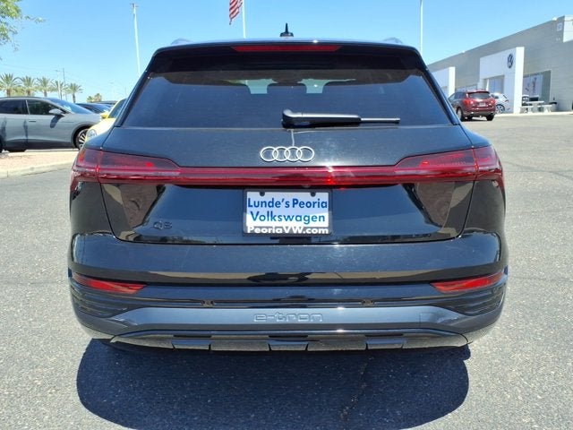 2024 Audi Q8 e-tron Premium Plus