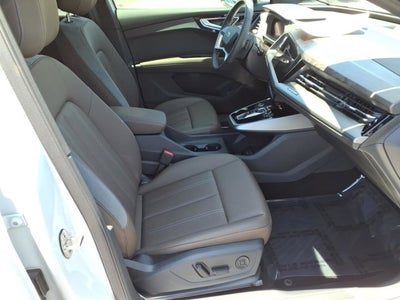2025 Audi Q4 e-tron Premium Plus