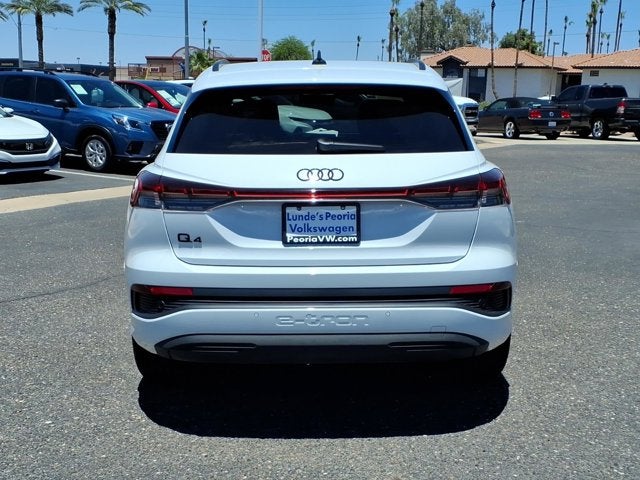 2025 Audi Q4 e-tron Premium Plus