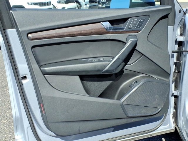 2023 Audi Q5 S line Premium