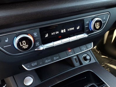 2023 Audi Q5 S line Premium