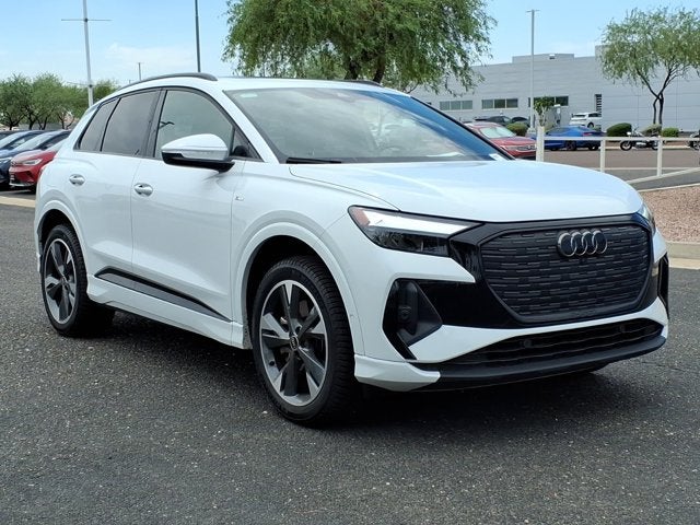 2024 Audi Q4 e-tron Premium Plus