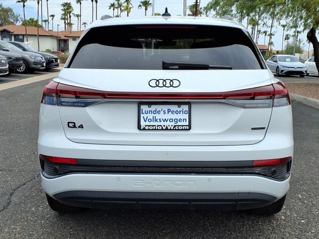 2024 Audi Q4 e-tron Premium Plus