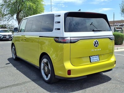 2025 Volkswagen ID. Buzz Pro S Plus