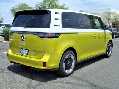 2025 Volkswagen ID. Buzz Pro S Plus