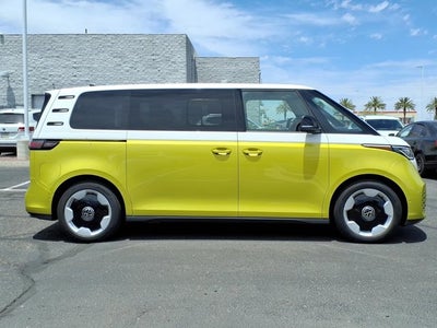 2025 Volkswagen ID. Buzz Pro S Plus