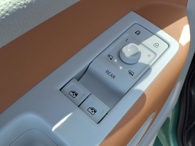 2025 Volkswagen ID. Buzz Pro S Plus