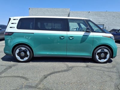 2025 Volkswagen ID. Buzz Pro S Plus