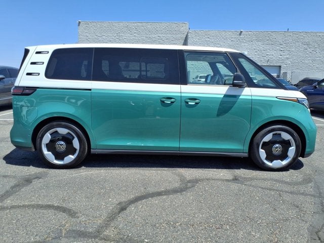 2025 Volkswagen ID. Buzz Pro S Plus