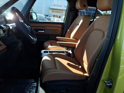 2025 Volkswagen ID. Buzz Pro S Plus