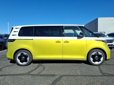 2025 Volkswagen ID. Buzz Pro S Plus