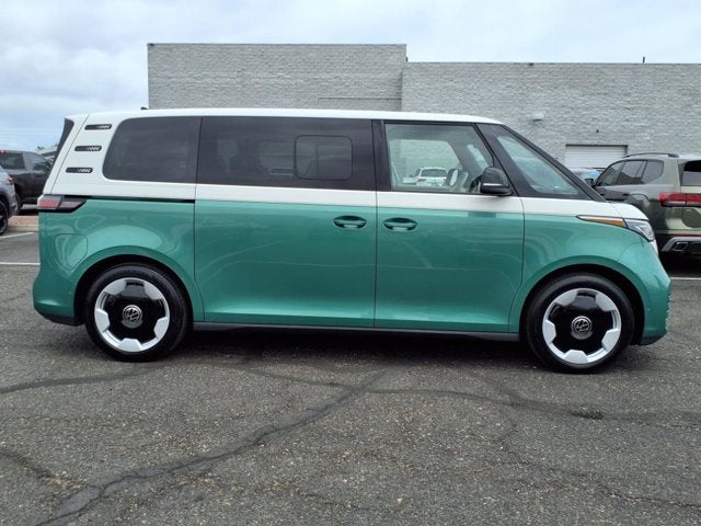 2025 Volkswagen ID. Buzz Pro S Plus