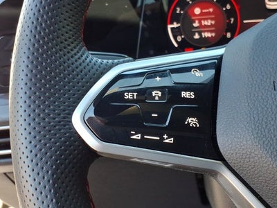 2023 Volkswagen Golf GTI SE