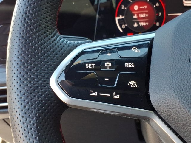 2023 Volkswagen Golf GTI SE