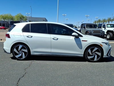 2023 Volkswagen Golf GTI SE