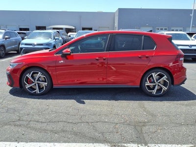 2025 Volkswagen Golf GTI SE