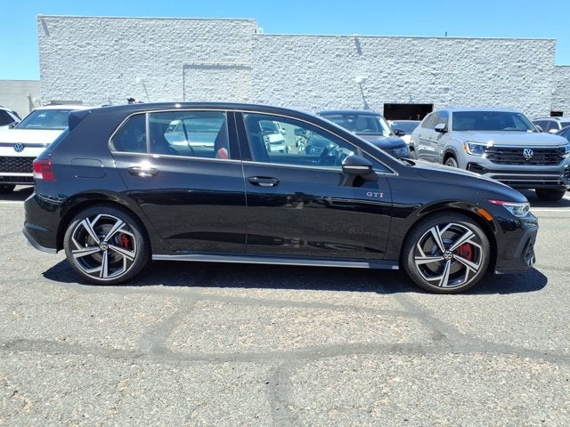 2026 Volkswagen Golf GTI SE