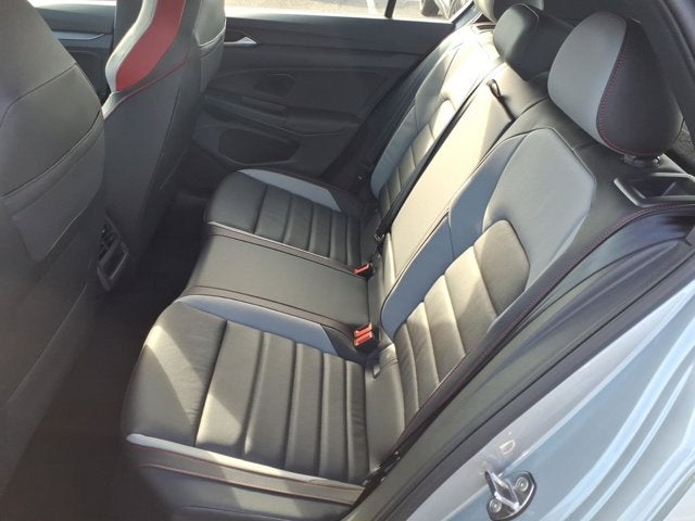 2026 Volkswagen Golf GTI SE