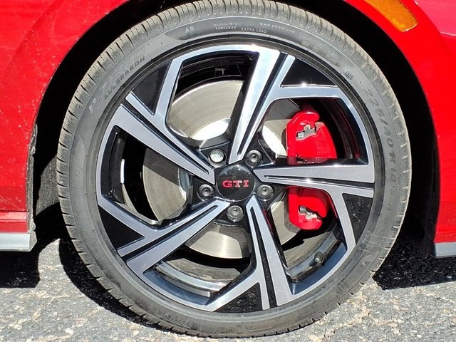 2026 Volkswagen Golf GTI SE