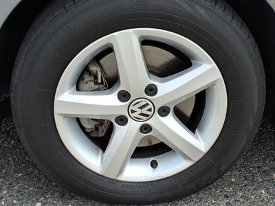 2012 Volkswagen Golf 2.5L PZEV