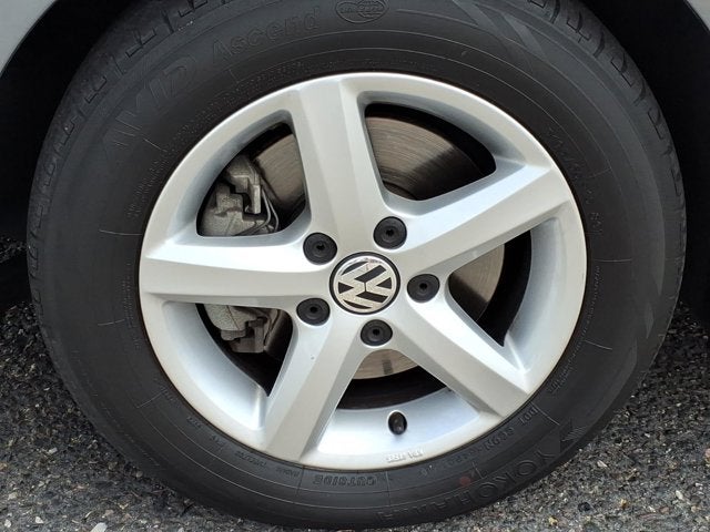 2012 Volkswagen Golf 2.5L PZEV