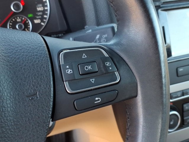 2012 Volkswagen Eos Lux