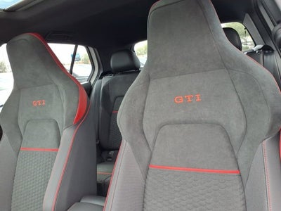 2026 Volkswagen Golf GTI SE