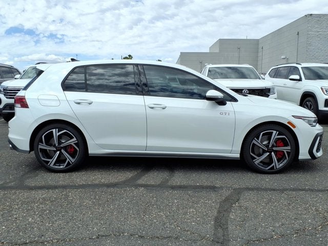2026 Volkswagen Golf GTI SE