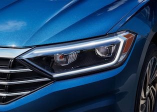 Headlight of the 2019 Volkswagen Jetta