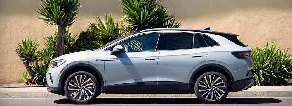 2023 Volkswagen ID.4 side view parked